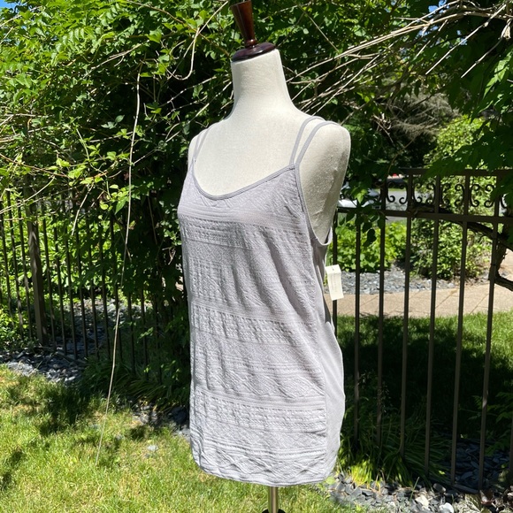 Aero Crochet Aztec Pattern Double Spaghetti Strap Criss-cross Open Back Camisole - Picture 12 of 16